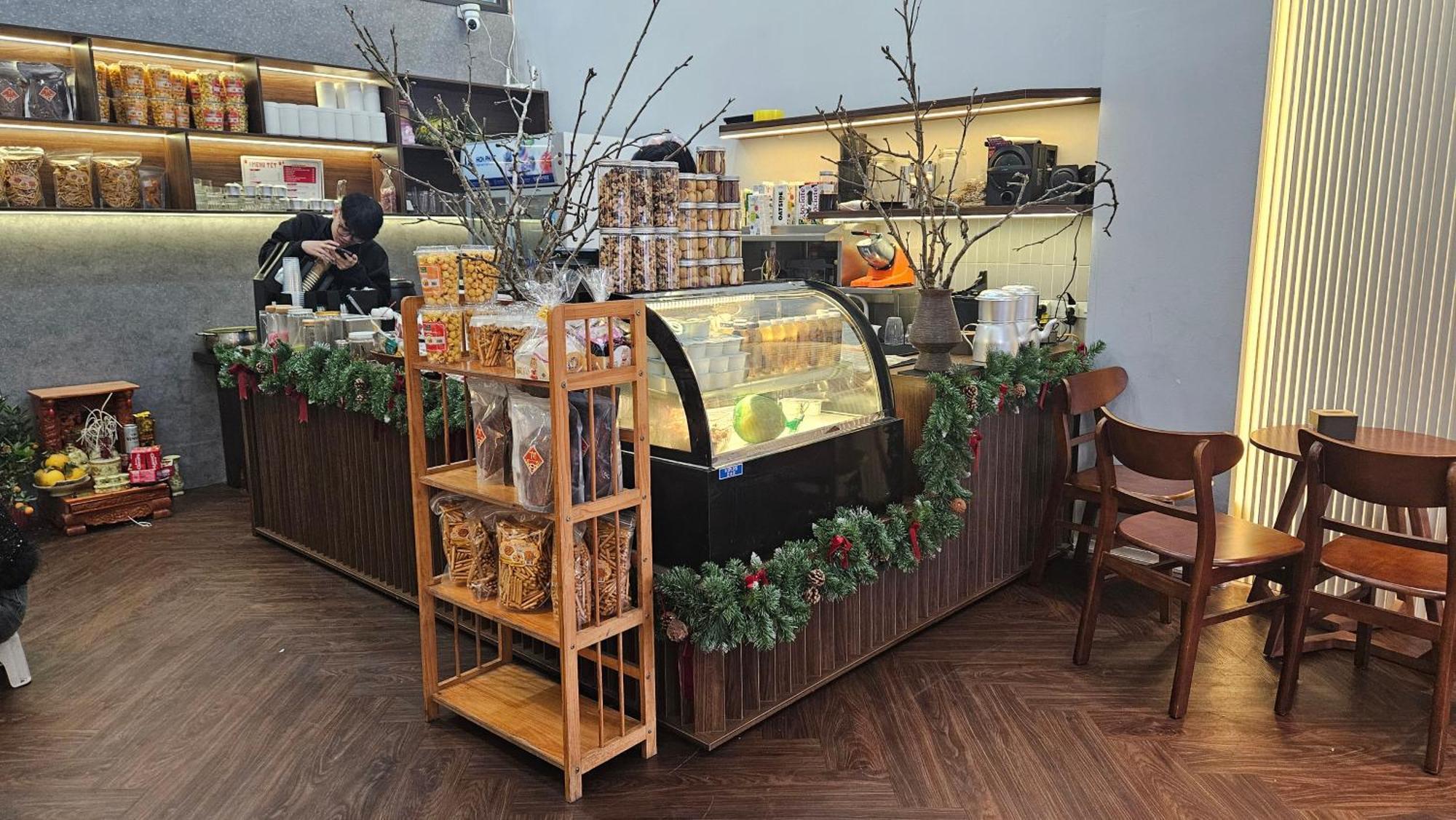 Ghe Coffee And Homestay นิญบิ่ญ ภายนอก รูปภาพ